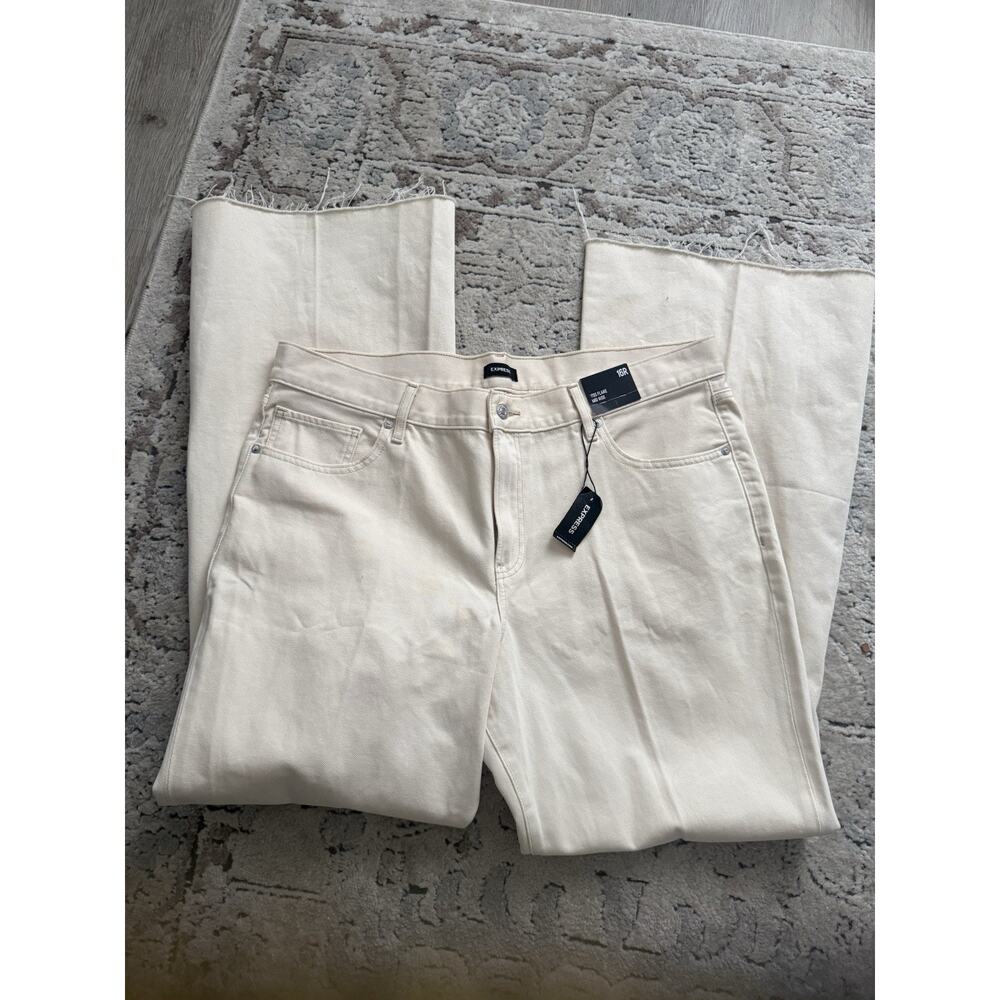 Express 70S Flair Raw hem Cream Denim Midrise 16R nwt